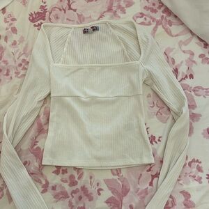 Urban outfitters top size medium